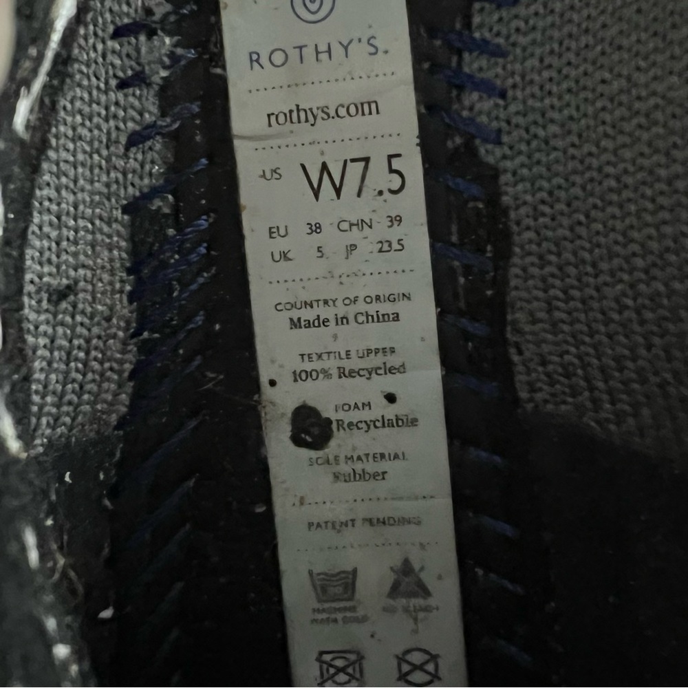 Rothys Pointe Flats Size 7.5 - Picture 3 of 4